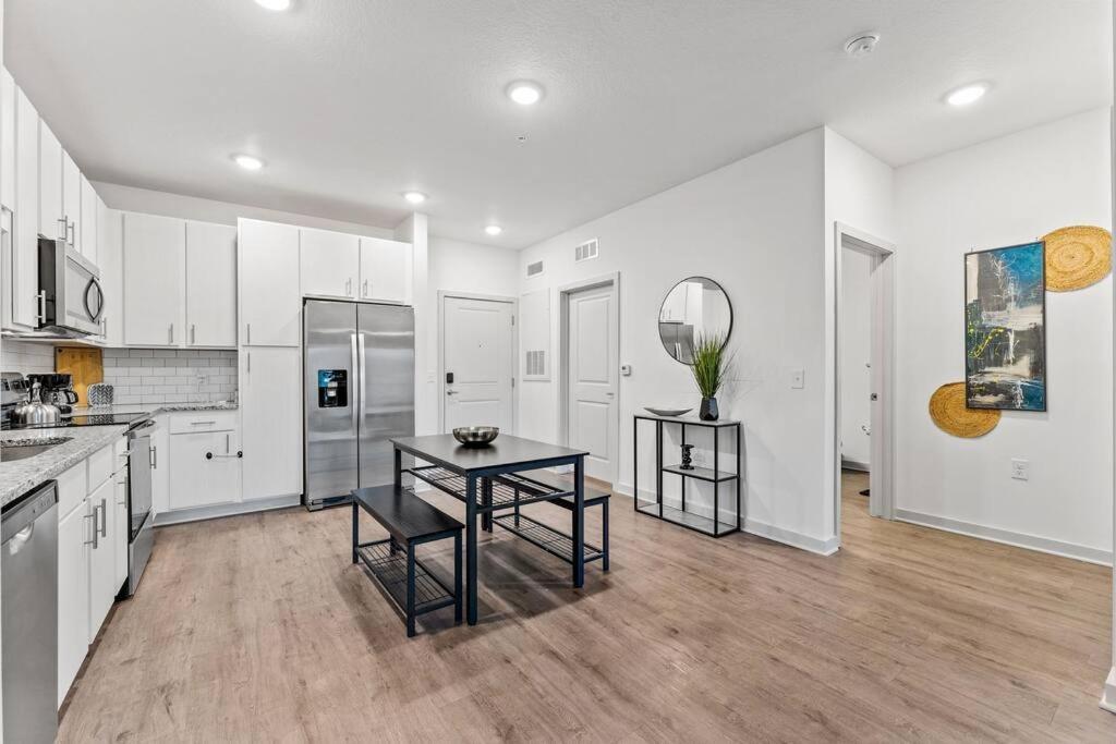 Complete Apartment ,10 Min To Parks Pets Allowed, Resort-Style Amenities Orlando Zewnętrze zdjęcie